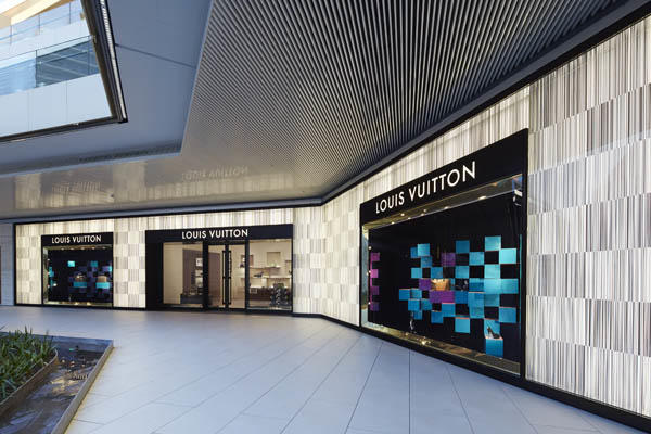 Louis Vuitton store at Zorlu Shopping Center - Picture of Louis
